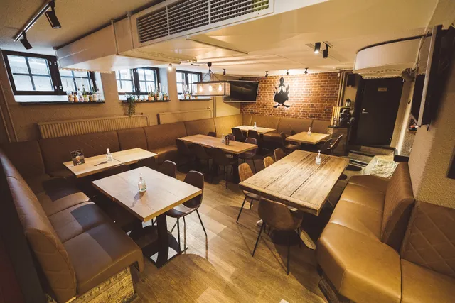 Ravintola Siipiweikot - Tampere Keskusta