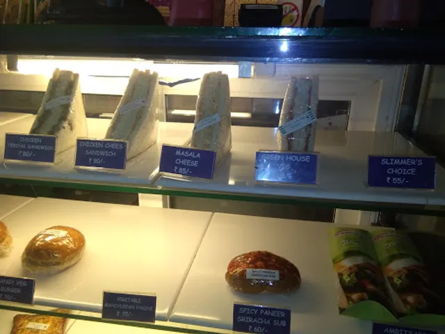 Online Cake Delivery | Baker's Basket