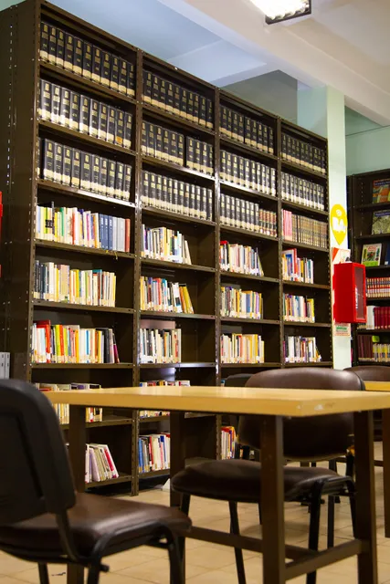 Baldomero Fernandez Moreno Library