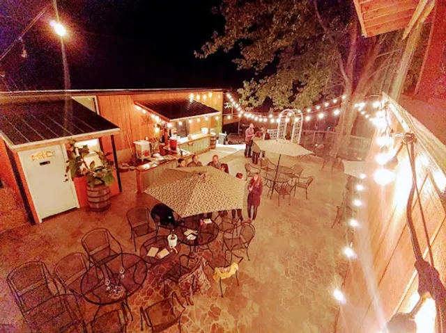 Renaissance Wine Garden