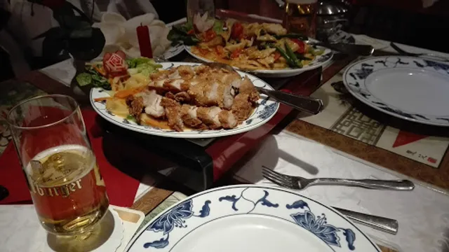 Asia Restaurant Dong Nam