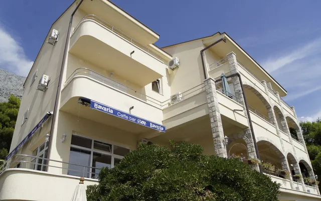 Villa DM, Apartments