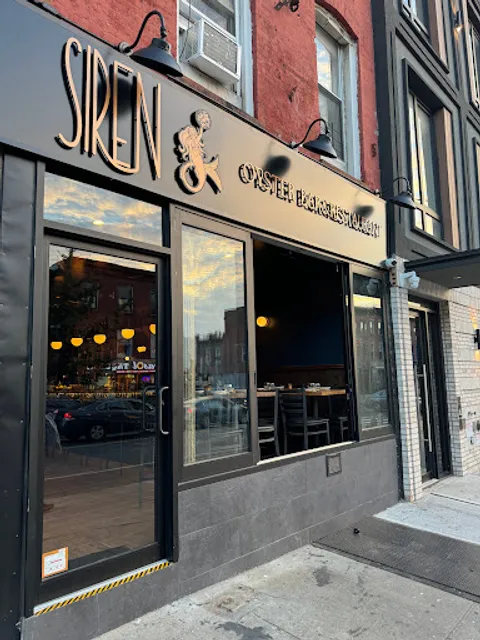 Siren Restaurant & Bar