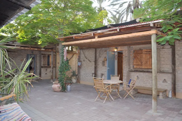 Desert Trails - Shvilim Bamidbar - שבילים במדבר