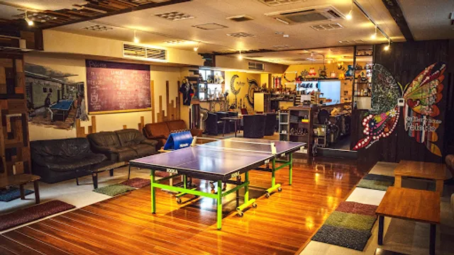 Ping Pong Bar, Palette