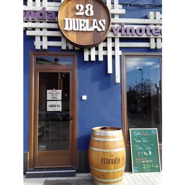 28 Duelas Vinoteca Tienda Gourmet