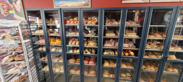 La Popular Mexican Restaurant Y Panadería