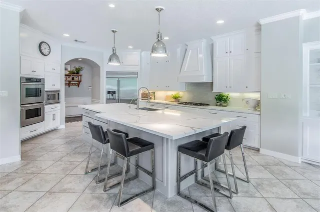 Home Cabinets & Countertops