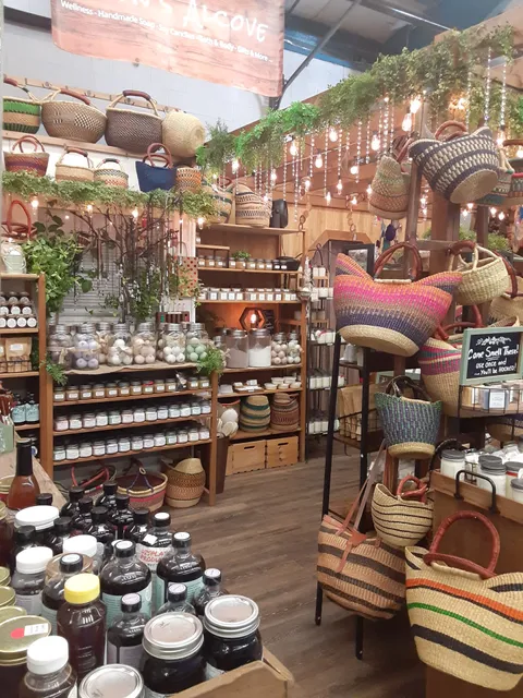 Eden's Alcove at the Market