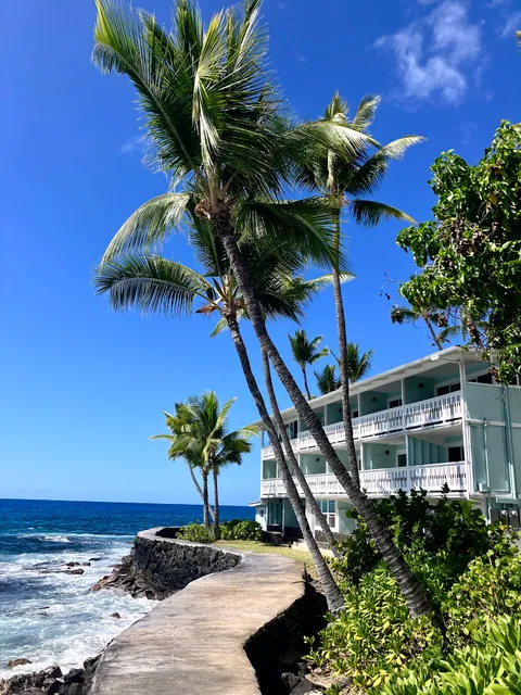 Kona Tiki Hotel