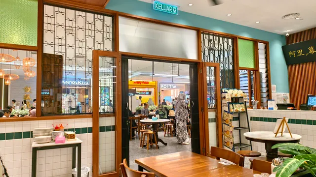 Ali, Muthu & Ah Hock @ IOI City Mall, Putrajaya