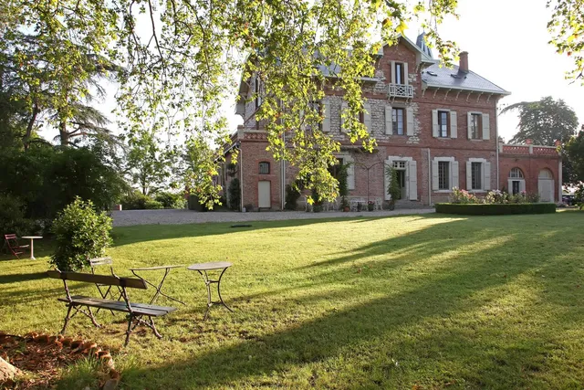 Domaine du Buc - Chambres d'hôtes au Château