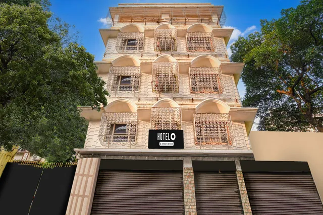 Super Hotel O Sarat Bose Road formerly Shree Guest House