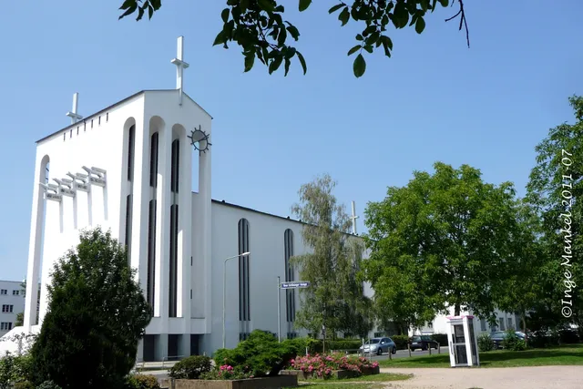 Holy Cross Church, Frankfurt-Bornheim