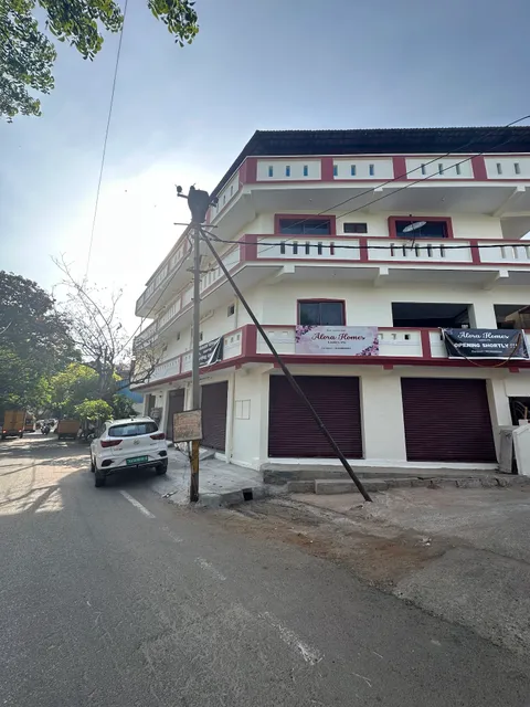 Alora Homes Ladies PG