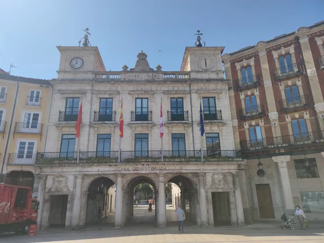 Apartamentos PLAZA MAYOR