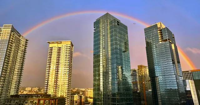 2200 Westlake Condos