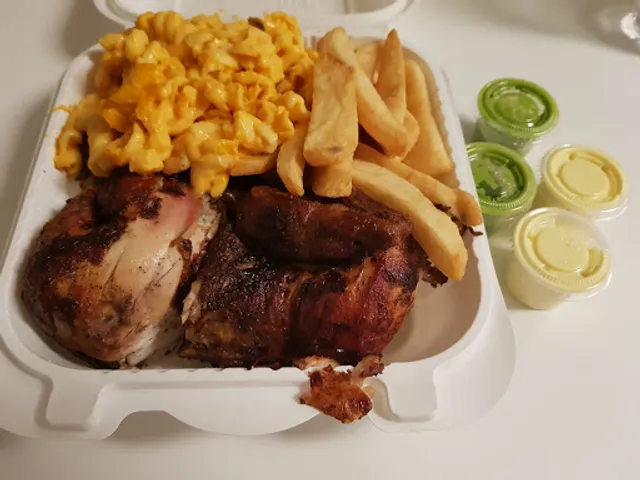 King Pollo Restaurant & Lounge