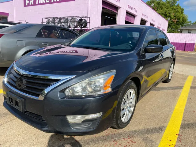 Hermanos paint and body shop