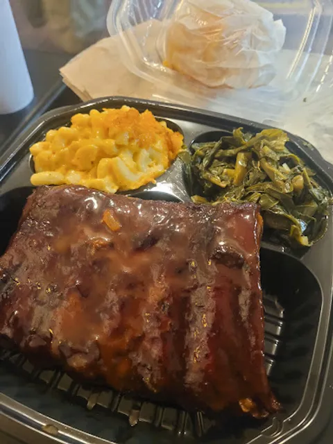 This Is It! Southern Kitchen & Bar-B-Q