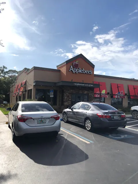 Applebee's Grill + Bar