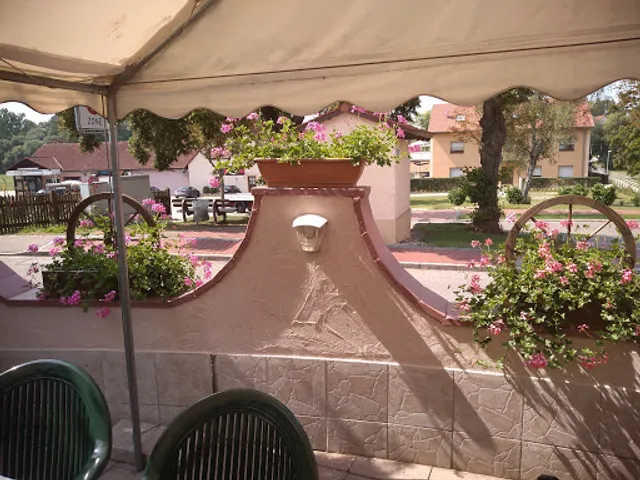 BELLA ITALIA - Ristorante Pizzeria "Bei Claudio"