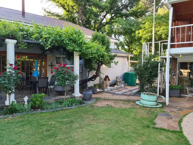 Sondela Bed and Breakfast & Lodge