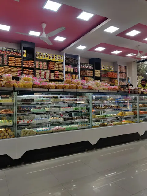 Jenifer Sweets & Bakery - Srinivasapuram