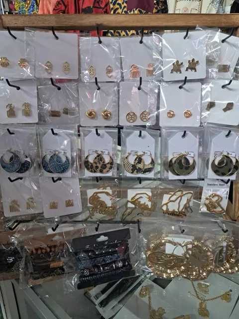 Mama Africa Boutique And Fabrics