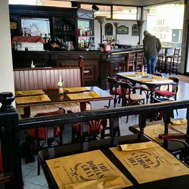 The Dorian Gray-Gourmet Pizza And Burger