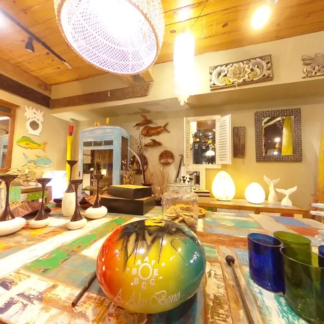 Kembali and The Boardshack