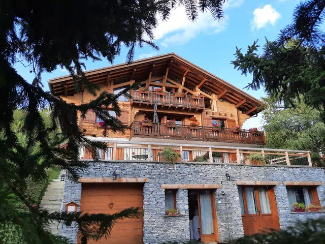 CHALET LE PARADOU