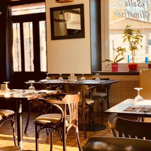 RESTAURANT HÔTEL DE LA PLACE