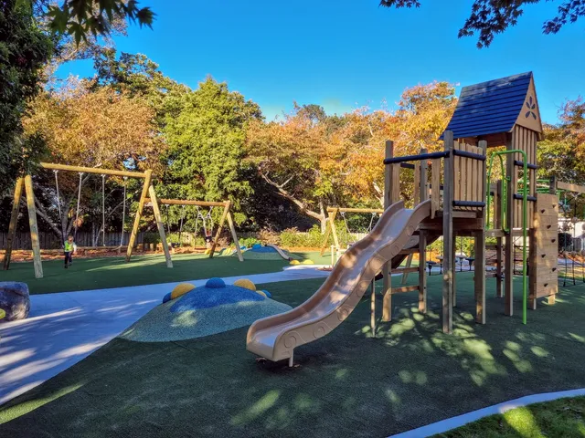 Lake Te Koo Utu playground