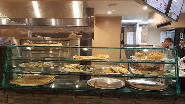 Franks Pizza & Restaurant