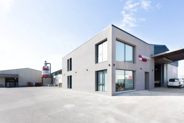 Fabricantes de Expositores PLV - Artesanías Oviedo