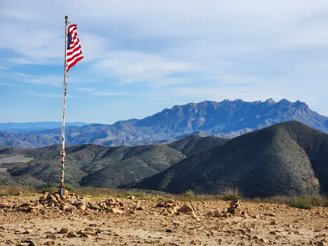 Mugu Peak (Chumash trail)