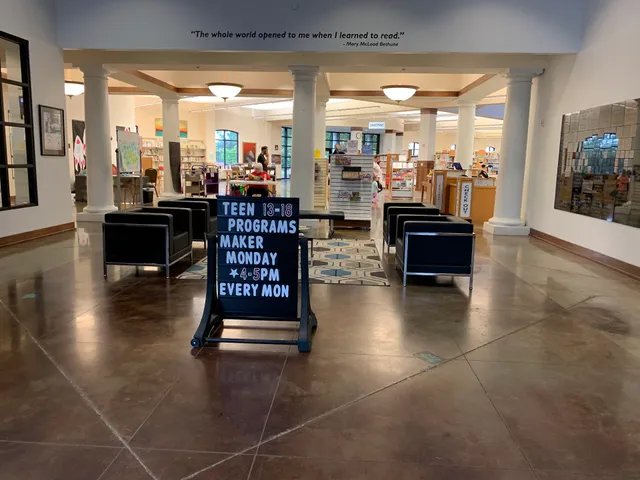 M.R. Davis Southaven Public Library