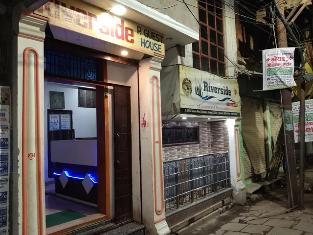 Riverside Paying Guest House