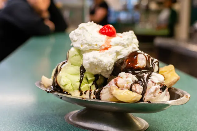 Egger's Ice Cream Parlor