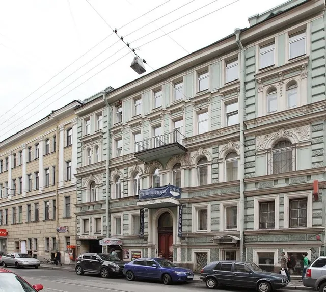 RA Кузнечный 19