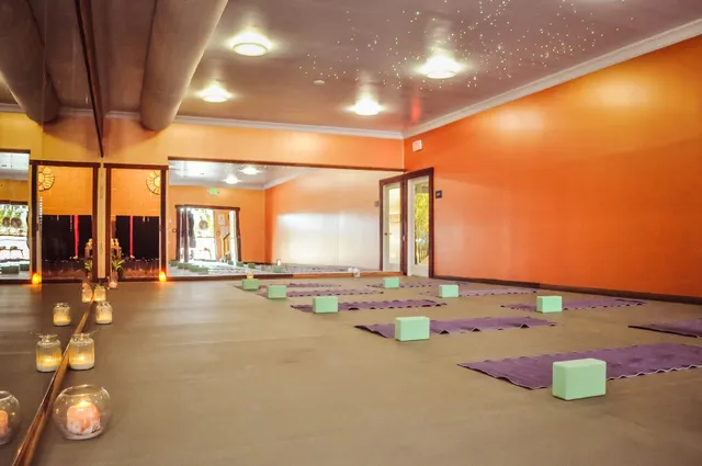 Santa Anita Hot Yoga and Holistic Health (Now Merkaba Healing Arts Centre)