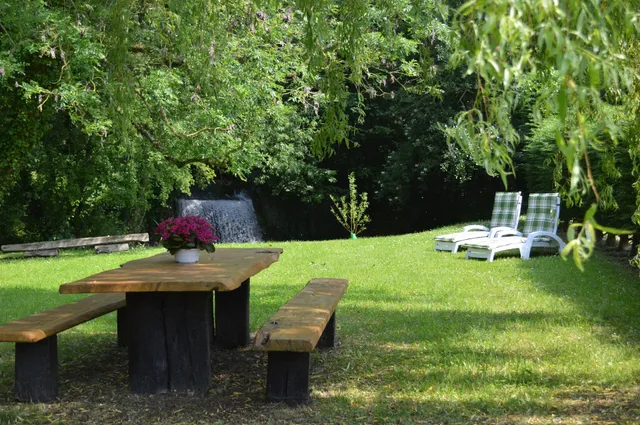 Les gîtes insolites de la cascade