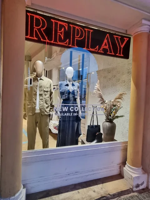 REPLAY Store