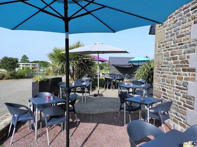 Le Conquistador. Cafe...Restaurant...Banquet