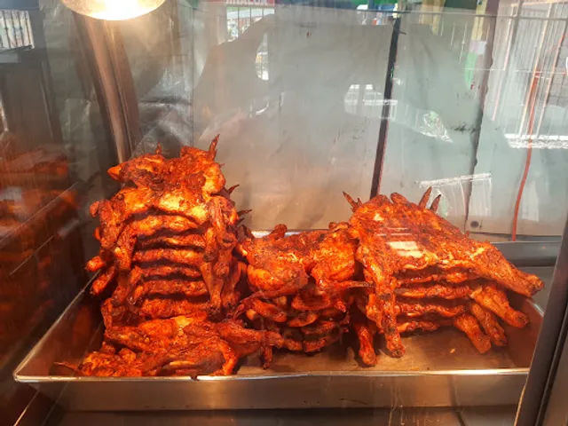 Rosticeria "El pollo Charly"