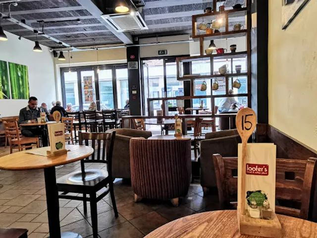 Loofers Food & Coffee Place