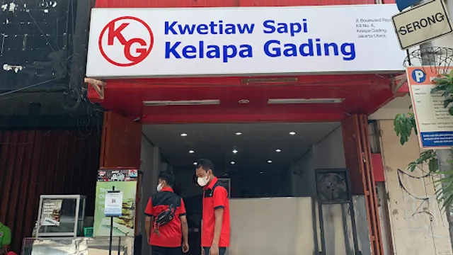 Kwetiaw Sapi Kelapa Gading