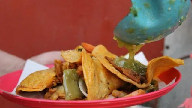 comida corrida y antojitos 100 % chilangos