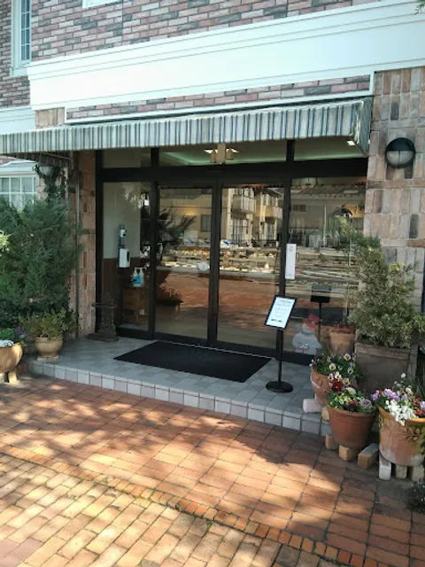 Dombal Confectionery